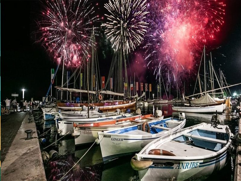 WHEN AND WHERE TO SEE FIREWORKS ON GARDA LAKE